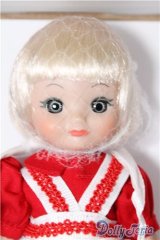 TONNER 8''BetsyMcCall/Betsy Loves Bunnies A-24-05-29-1003-TN-ZU