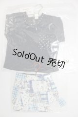 DD/OF ：衣装上下 S-25-03-16-440-KD-ZS