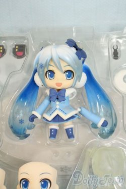 画像2: ねんどろいど /雪ミク ふわふわコートVer. 「キャラクター・ボーカル・シリーズ01 初音ミク」 ワンダーフェスティバル2012冬限定 Y-26-02-04-213-WT-ZY
