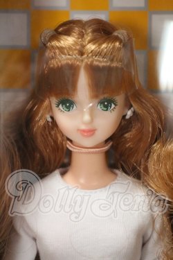 画像1: キャッスルジェニー/サヤカ:2023年1月月間ドール Y-26-09-29-056-WT-ZY