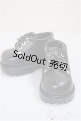 MDD/OF:靴/0 A-25-05-28-181-NY-ZA