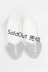 DD/OF:靴/0 A-26-02-11-061-NY-ZA