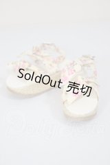 DD/OF:靴 A-26-04-22-130-NY-ZA