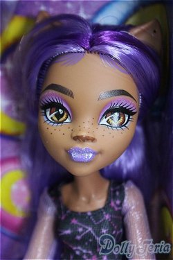 画像1: MONSTER HIGH / Monster High Skulltimate secrets: Fearidescent Clawdeen Wolf/ I-25-10-19-016-KD-ZI