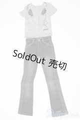 SD13B&GrB/OF：ヘッドホンTシャツ＆ジーンズ U-25-02-25-031-TN-ZU