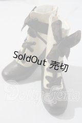 SD/OF:靴 U-26-04-22-181-TN-ZU