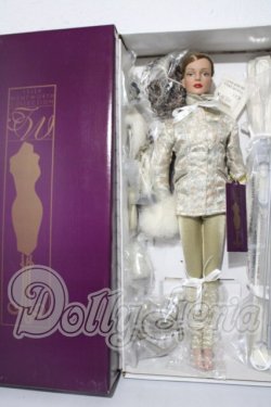 画像2: Tonner/Ski Retreat Sydney Chase A-26-08-19-1077-TN-ZU