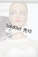 Tonner/Show Stopping Sydney A-26-08-19-1079-TN-ZU