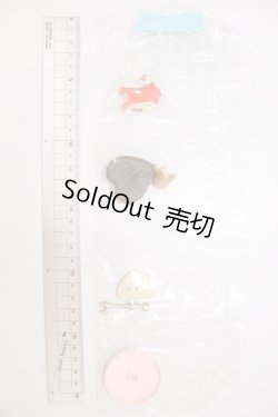 画像2: リーメント/ふしぎの国のアリス ふしぎの国の洋菓子店：3.ハートの女王のチョコレートケーキ S-24-02-18-291-KD-ZS