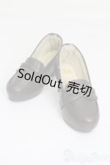 DD/OF:靴 S-25-06-08-231-GN-ZS