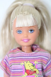 マテルバービー/Barbie STACIE Flashlight Fun Stacie & Pooh S-25-10-12-372-GN-ZS