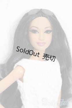 画像1: マテルバービー/Kimora Lee Simmons Barbie Doll Gold Label NRFB L4688 S-25-07-13-046-GN-ZS