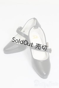 DD/OF:靴 S-25-03-09-174-GN-ZS