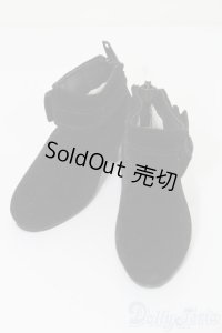 DD/OF:靴 S-25-05-04-344-GN-ZS