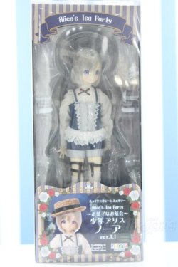画像2: 【新宿マルイアネックス店 店頭販売商品】azone/えっくすきゅーと ふぁみりー ノーア ver.1.1:Alice'sTeaParty お菓子なお茶会 少年アリス 2100150000012879-ZM