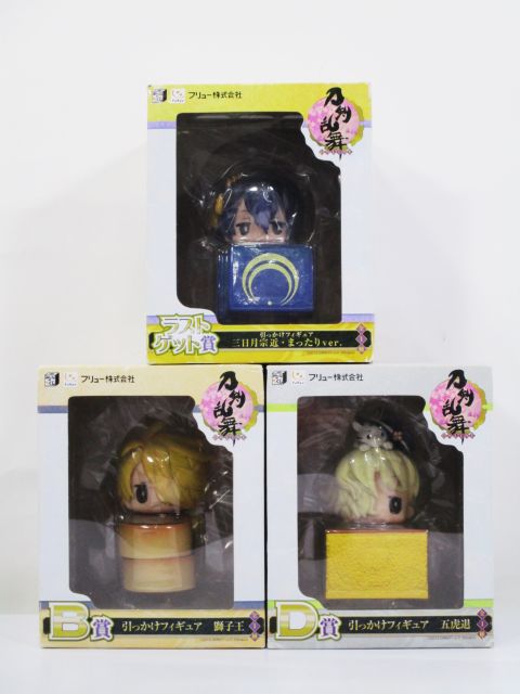 S19 049 刀剣乱舞 引っ掛けフィギュア 三日月宗近 五虎退 獅子王セット ドーリーテリア S19 049 刀剣乱舞 引っ掛けフィギュア 三日月宗近 五虎退 獅子王セット ドーリーテリア