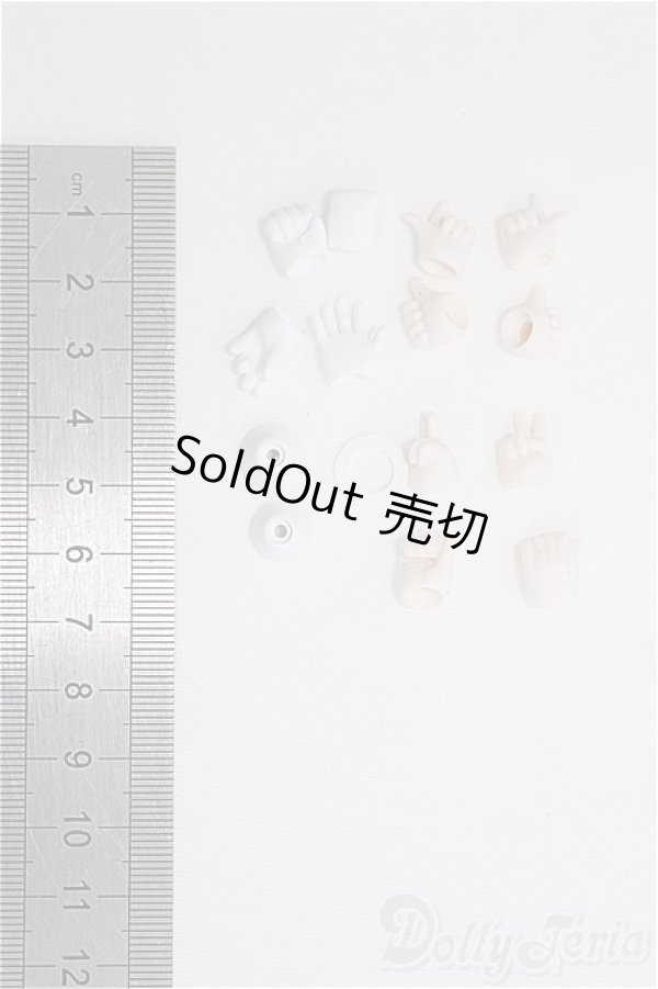 画像2: オビツ11/ハンドパーツまとめて/0 I-25-08-10-028-KD-ZI (2)