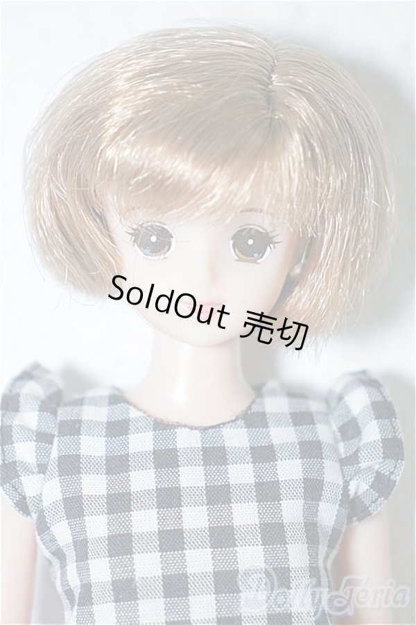 画像1: ジェニーフレンド/エリカ：ショート・茶/BJD　球体関節人形 A-25-03-26-313-NY-ZA (1)