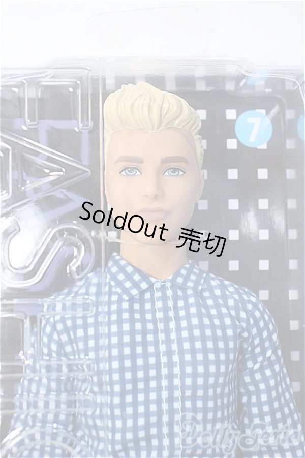 画像1: Barbie/Ken FASHIONISTAS 日本版 FNH39 ブルーチェック PREPPY CHECK/BJD　球体関節人形 A-25-06-25-548-YB-ZA (1)