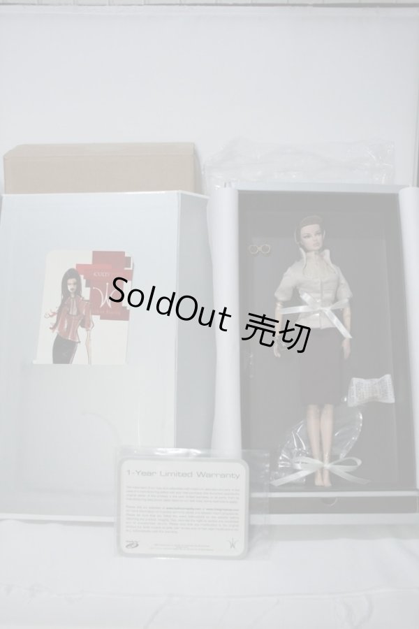 画像2: Fashion Royalty/Face Time Eugenia Frost Dressed Premium Doll 91167 Y-24-04-03-009-YB-ZY (2)