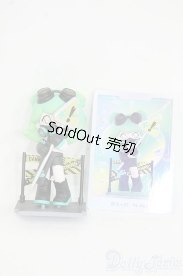 画像3: POP MART/AZURA Y2K:No Entry Y-25-12-03-236-YD-ZY (3)