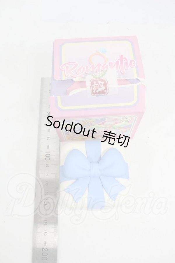 画像2: POPMART/ロマンティック リングボックス シリーズ:MOLLY Y-26-04-15-165-WT-ZY (2)