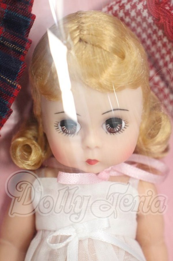 画像1: Madame Alexander/WENDY LOVES BEING LOVED Y-26-08-11-172-WT-ZY (1)