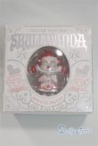 画像1: POPMART /SKULLPANDA WHITE MAID/ A-25-03-19-021-NY-ZA (1)