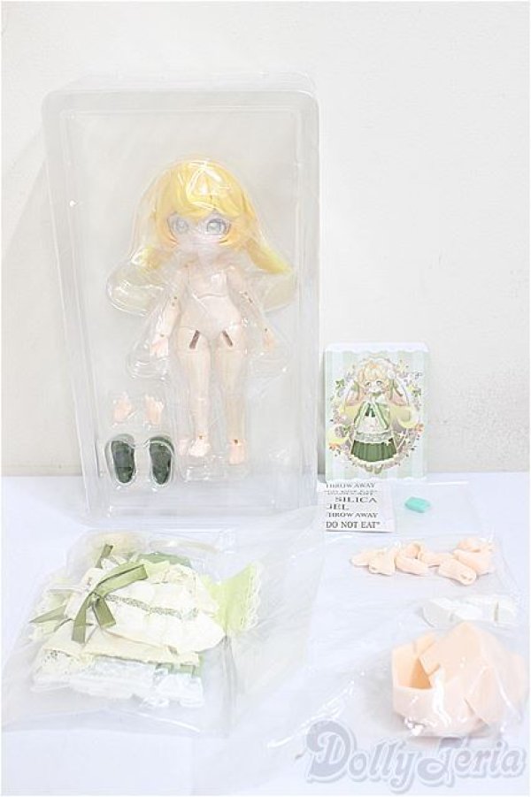 画像3: 不可食用人形/月飛び時間:掬月/ A-25-12-17-317-NY-ZA (3)