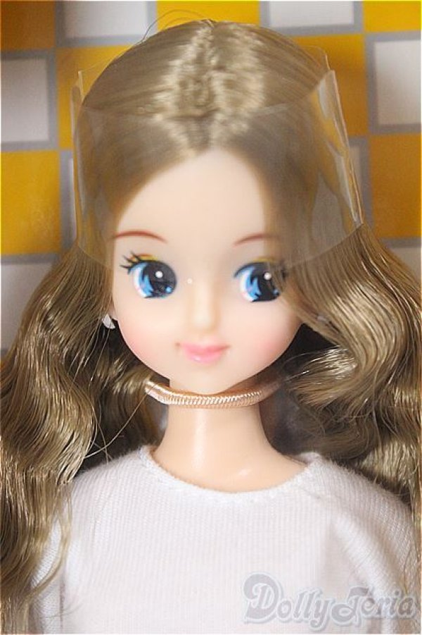 画像1: リカちゃんキャッスル/ジュディ　2019年神戸三宮ベーシックモデル/BJD　球体関節人形 A-26-01-21-108-NY-ZA (1)