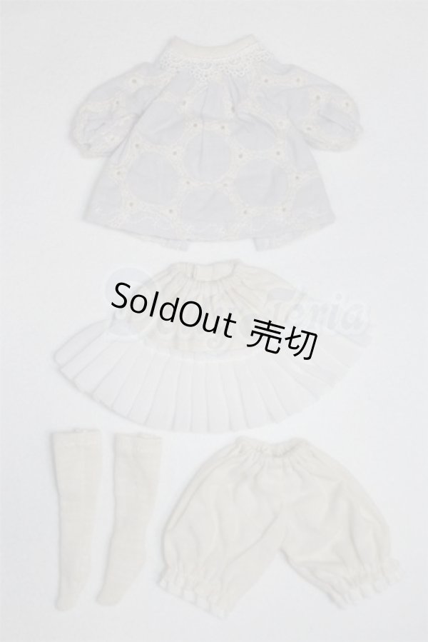 画像1: ネオブライス/OF:衣装/ファッションドール　衣装 A-26-02-25-023-WT-ZA (1)