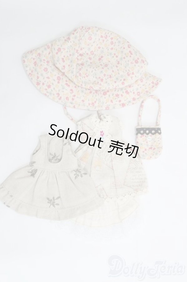 画像1: ネオブライス/OF ディーラー製衣装セット/ファッションドール　衣装 I-25-09-28-357-KN-ZI (1)