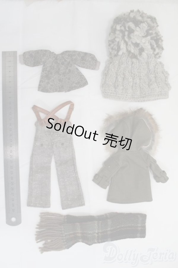 画像2: ネオブライス/OF:Lucalily様製 衣装/ファッションドール　衣装 I-25-07-20-023-SK-ZI (2)