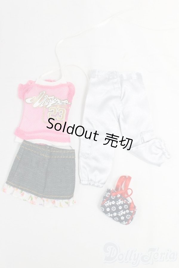 画像1: バービー/OF:衣装/ファッションドール　衣装 I-26-01-25-082-KD-ZI (1)