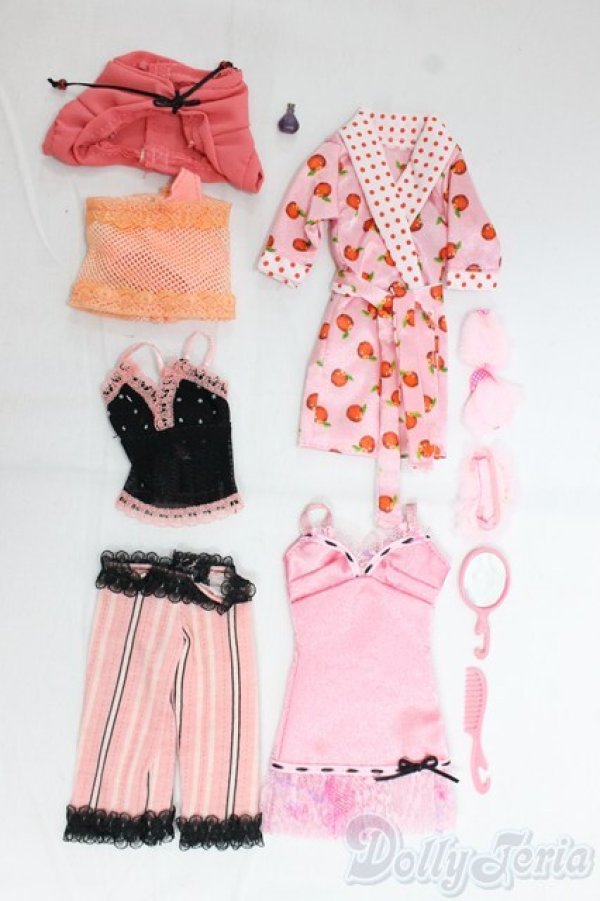 画像1: バービー/OF:衣装/ファッションドール　衣装 I-26-01-25-118-KD-ZI (1)