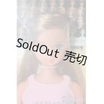 画像: ジェニーフレンド/ローラ A-24-11-27-1139-TN-ZU