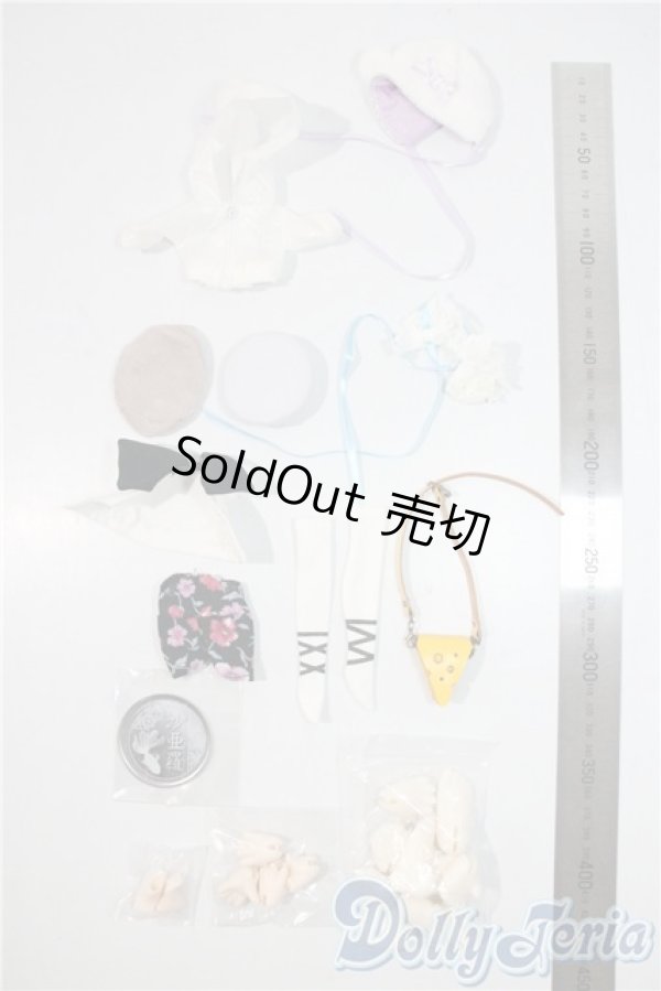 画像2: その他ドール小物まとめて A-25-08-13-1036-TO-ZU (2)