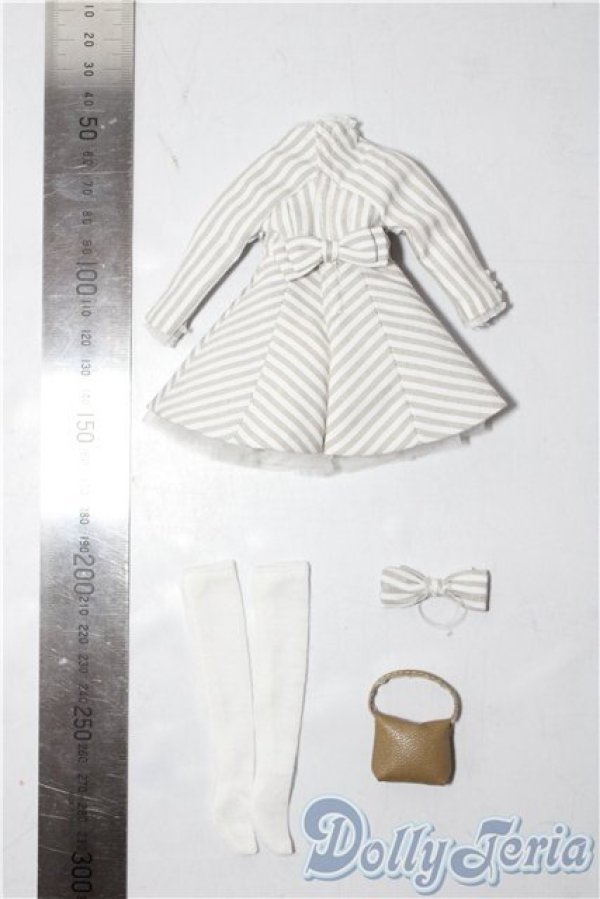 画像2: リカちゃん/OF:Galumドレスコレクション　ストライプ柄ワンピースドレスセット A-26-02-04-1012-TN-ZU (2)