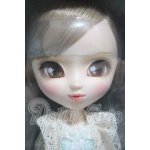 画像: プーリップ/キャシー A-26-04-01-253-TN-ZA