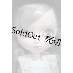 画像: プーリップ/キャシー A-26-04-01-253-TN-ZA