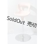 画像: VOLKS/椅子スタンド　 U-26-04-15-206-TN-ZU