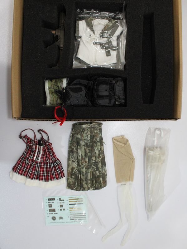 画像1: 1/6toybarjapan/of:ミリタリ衣装＆小物セット S-25-04-06-496-KD-ZS (1)
