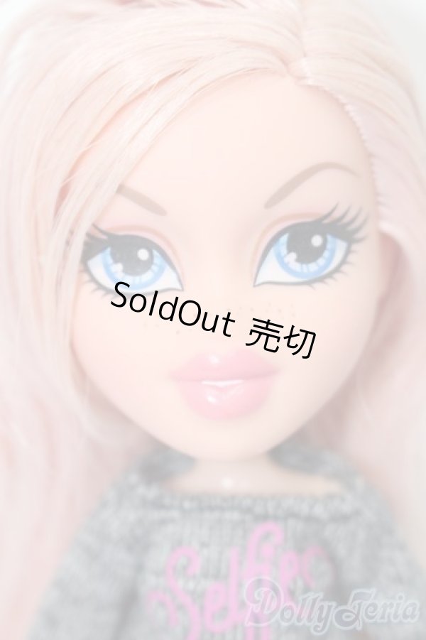 画像1: BRATZ/本体+衣装 S-26-01-25-353-TO-ZS (1)