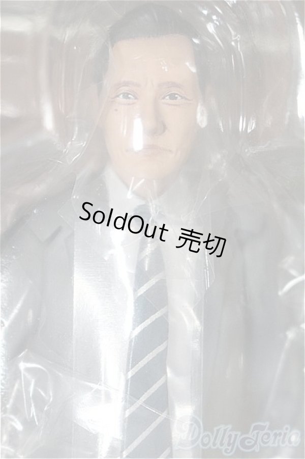 画像2: figma/孤独のグルメ 井之頭五郎 松重 豊ver. ハードボイルドGOROエディション S-26-01-18-202-TO-ZS (2)