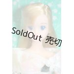 画像: ジェニー/ティモテ そよ風にゆれるサラサラヘアー S-25-04-06-475-GN-ZS