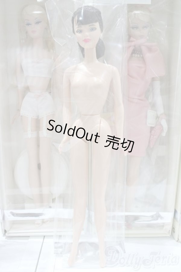 画像2: 【新宿マルイアネックス店 店頭販売商品】マテルバービー/Spring In conviennent Tokyo Barbie In 2100150000005626-ZM (2)
