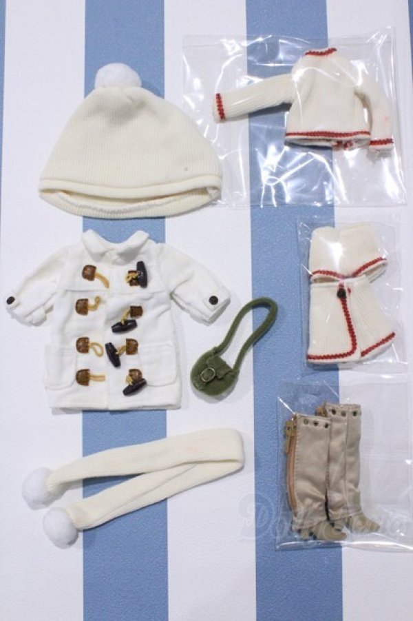 画像1: 【新宿マルイアネックス店 店頭販売商品】ネオブライス/OF:スケートデート デフォルト衣装 2100150000010537-ZM (1)