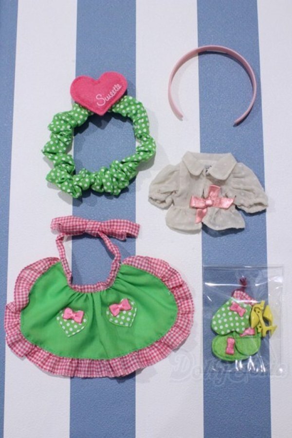 画像1: 【新宿マルイアネックス店 店頭販売商品】ネオブライス/OF:ヘンリエッタズホームパーティ デフォルト衣装 2100150000010553-ZM (1)